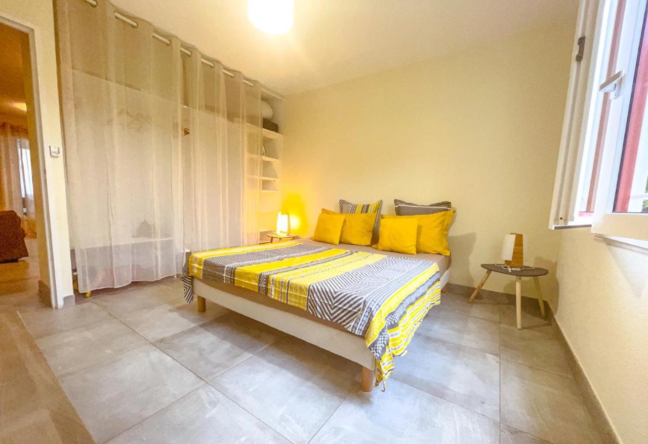 L'Hermitage - Appartement T3 En Bord De Plage Filaos Bagian luar foto